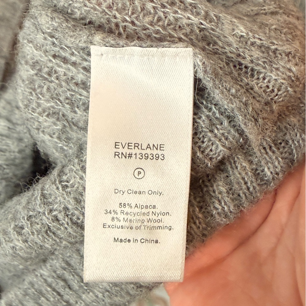 Everlane Alpaca Blend Cardigan Grandpa Coastal Front Gray Medium - Picture 6 of 7